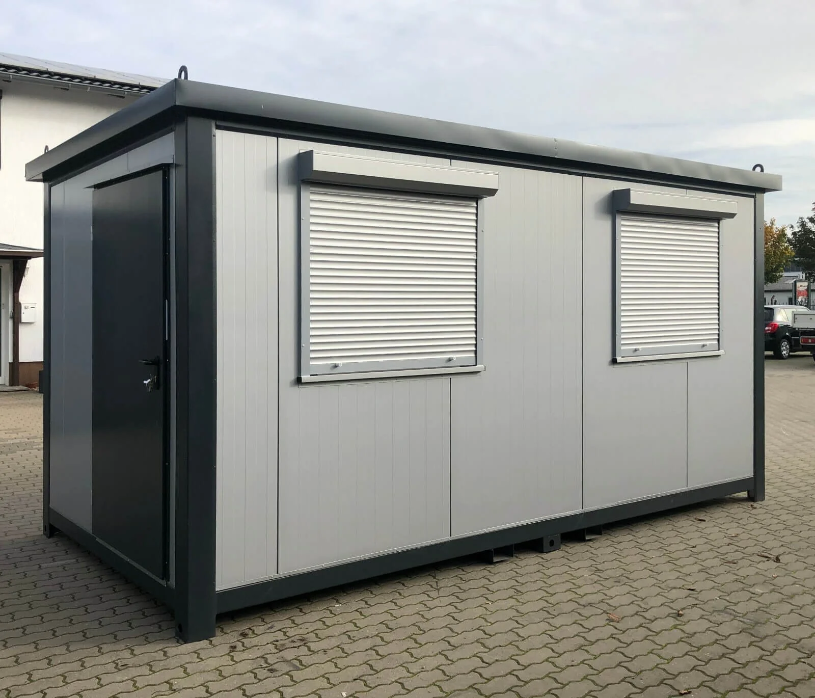 bureau container isole 12 m2 2.webp bureau container isole 12 m2 2.webp
