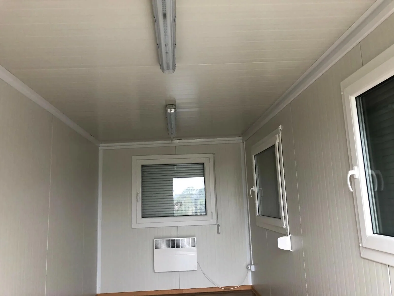 bureau container isole 12 m2 3.webp bureau container isole 12 m2 3.webp