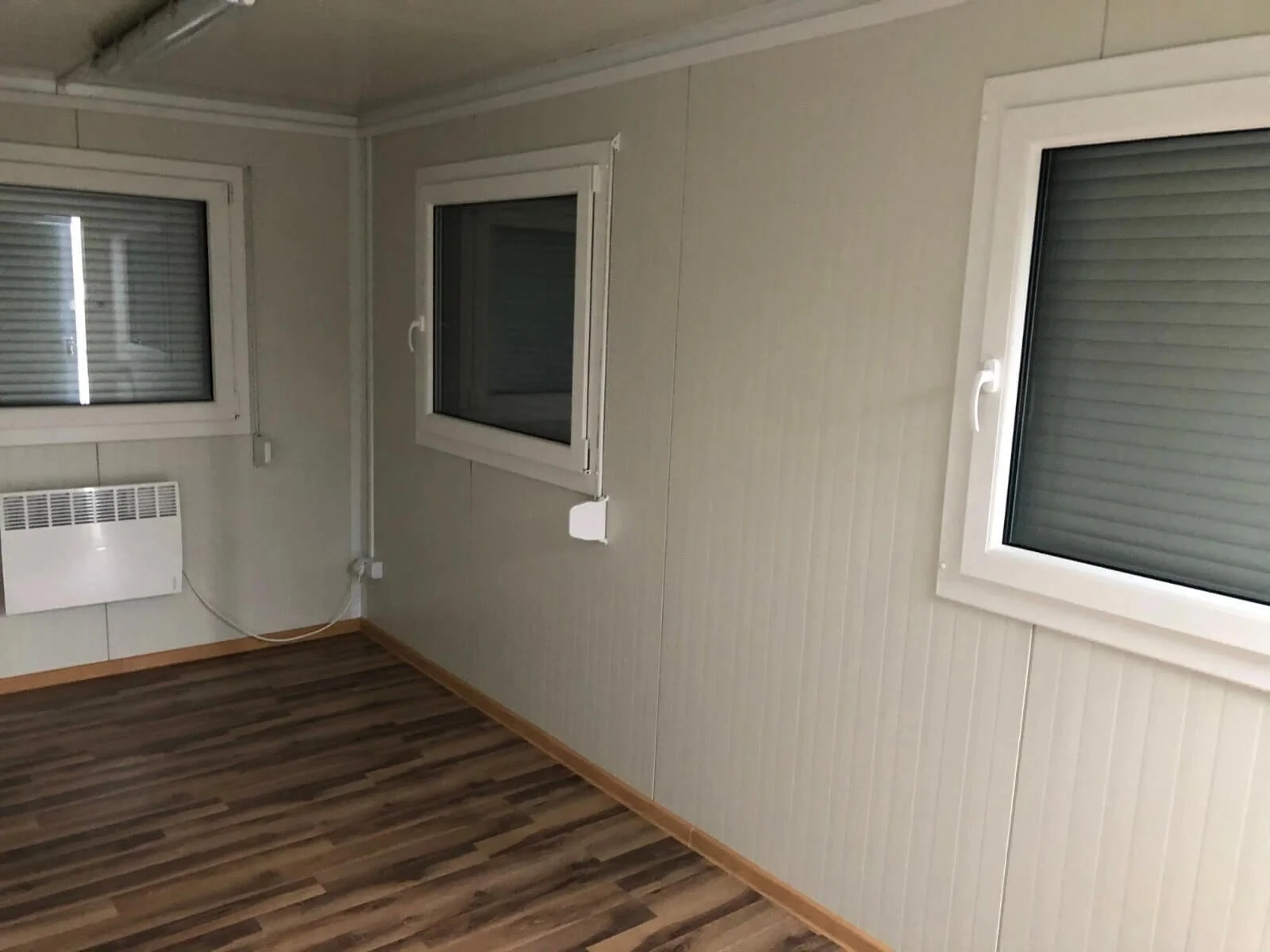 bureau container isole 12 m2 4.webp bureau container isole 12 m2 4.webp