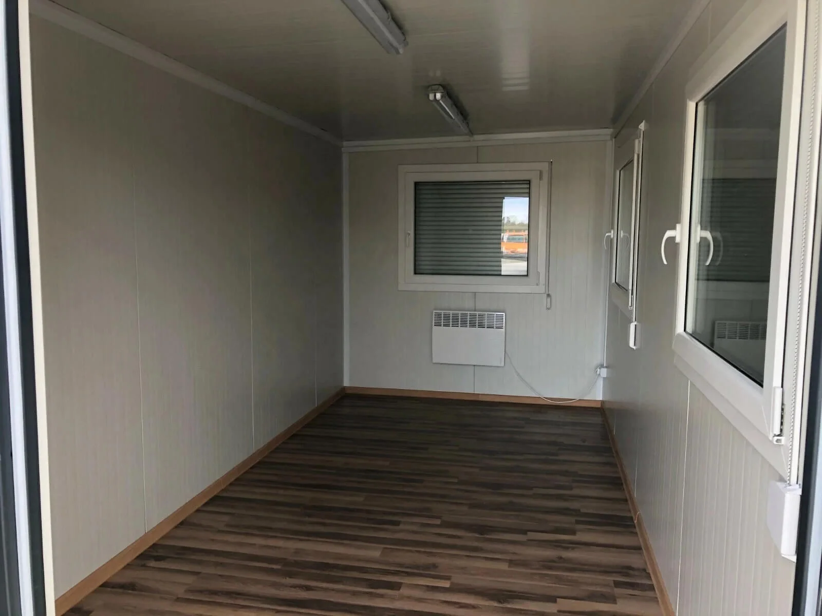bureau container isole 12 m2 7.webp bureau container isole 12 m2 7.webp