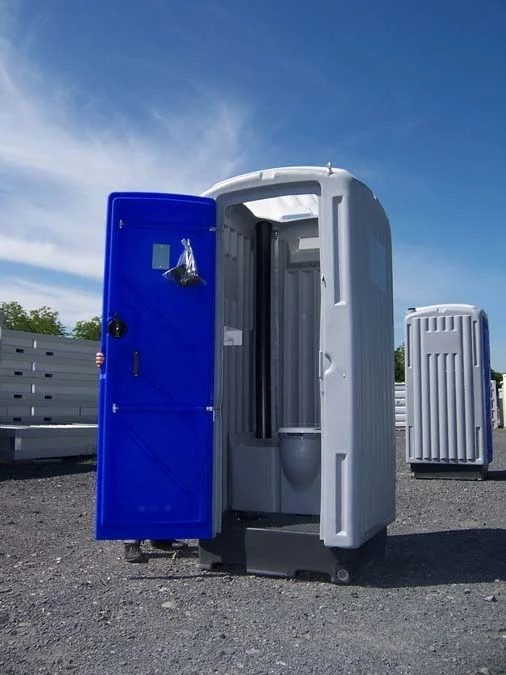 cabine wc chimique.webp cabine wc chimique.webp